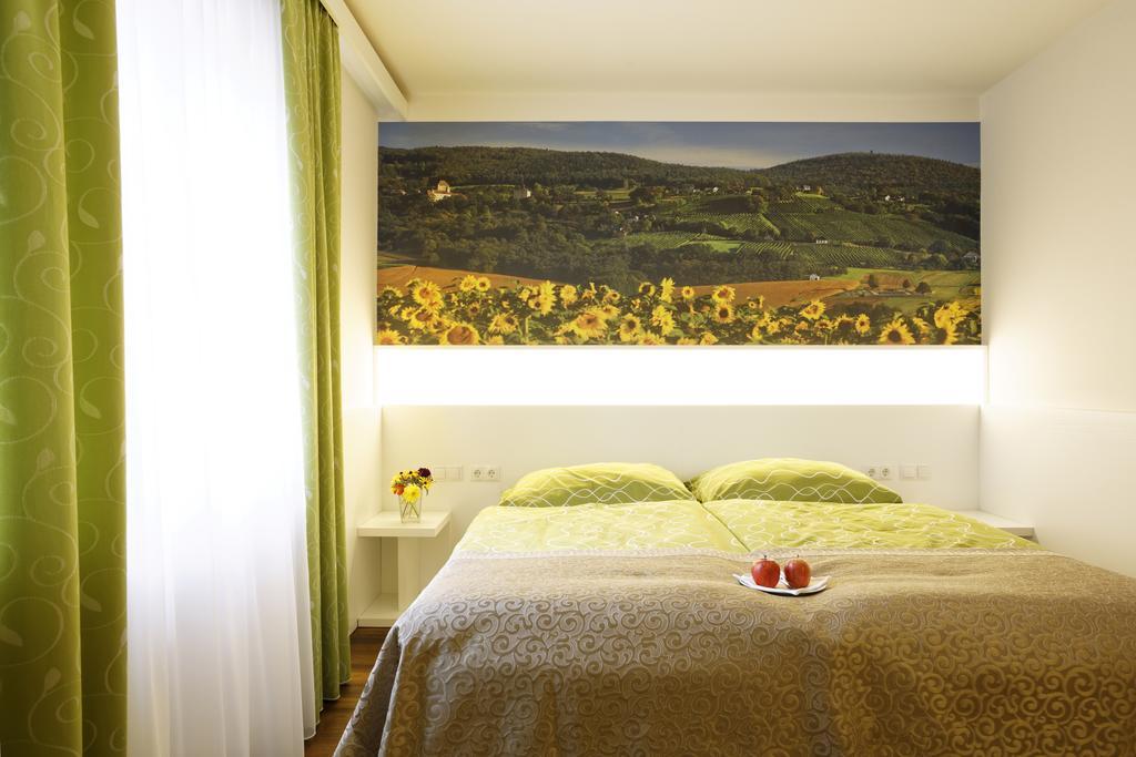 Gasthof Pack Zur Lebing Au Hartberg Zimmer foto