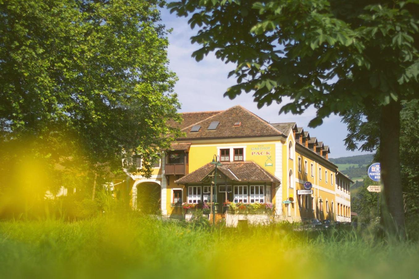 Gasthof Pack Zur Lebing Au Hartberg Exterior foto