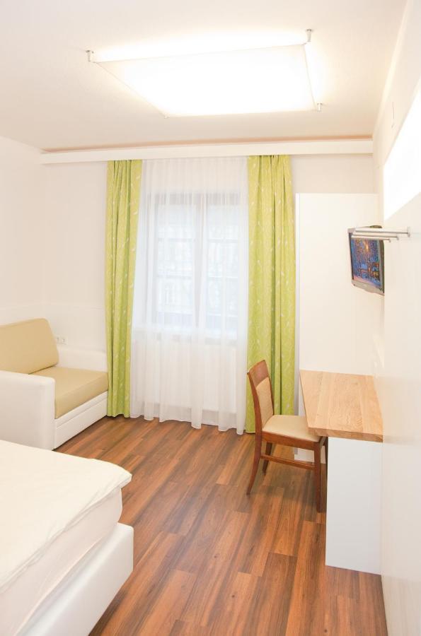 Gasthof Pack Zur Lebing Au Hartberg Zimmer foto